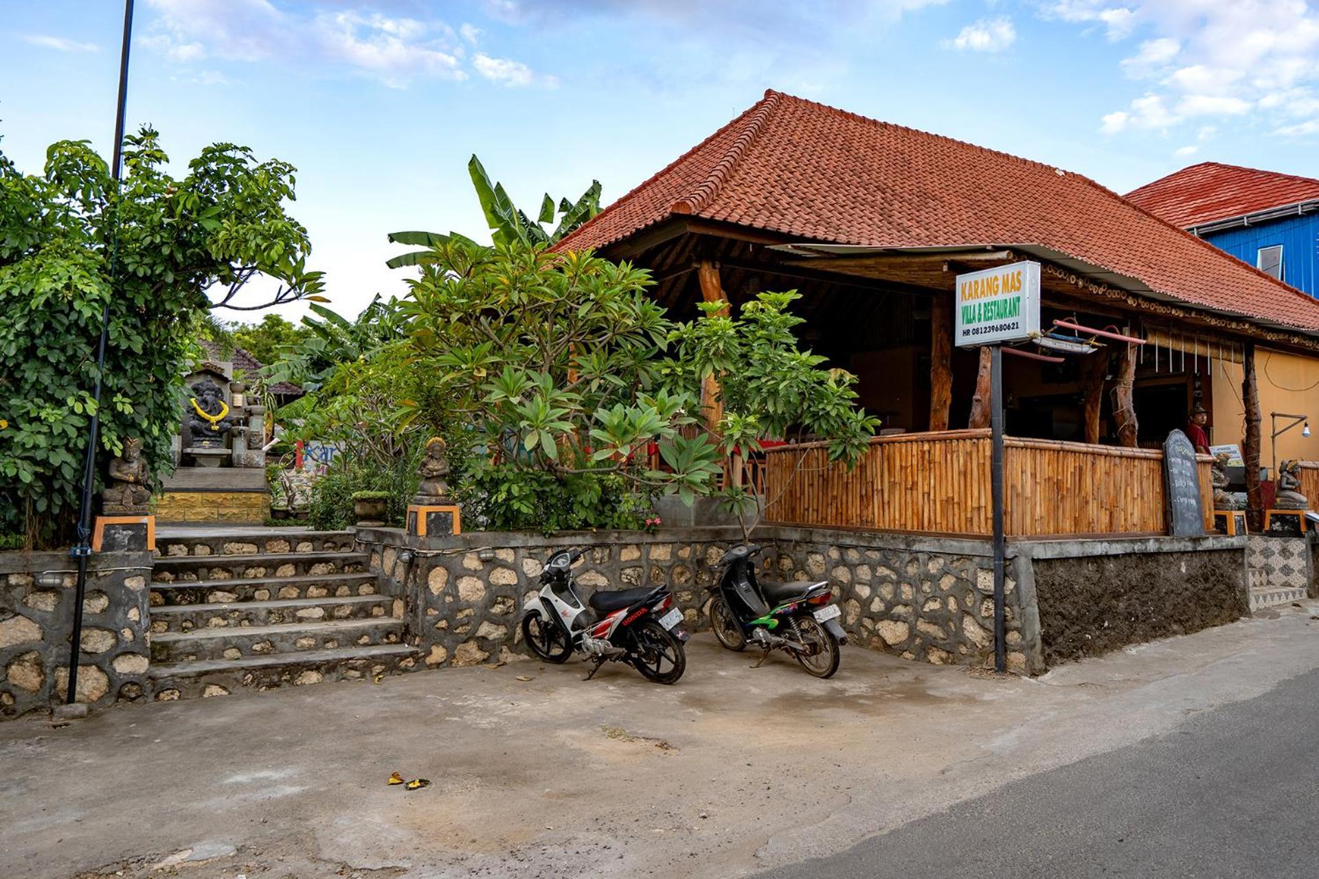 Karang Mas Lembongan Hotel Exterior photo
