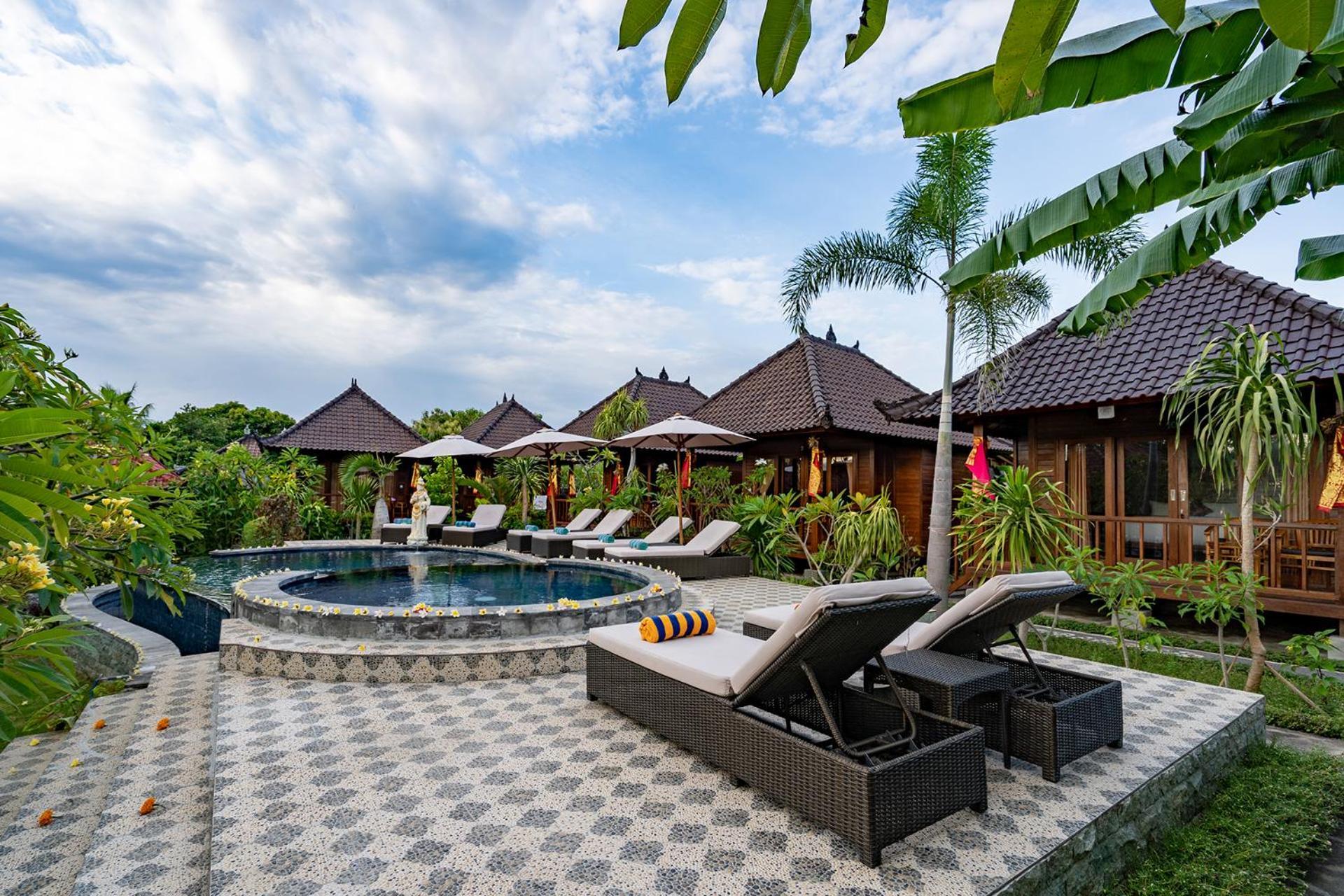 Karang Mas Lembongan Hotel Exterior photo