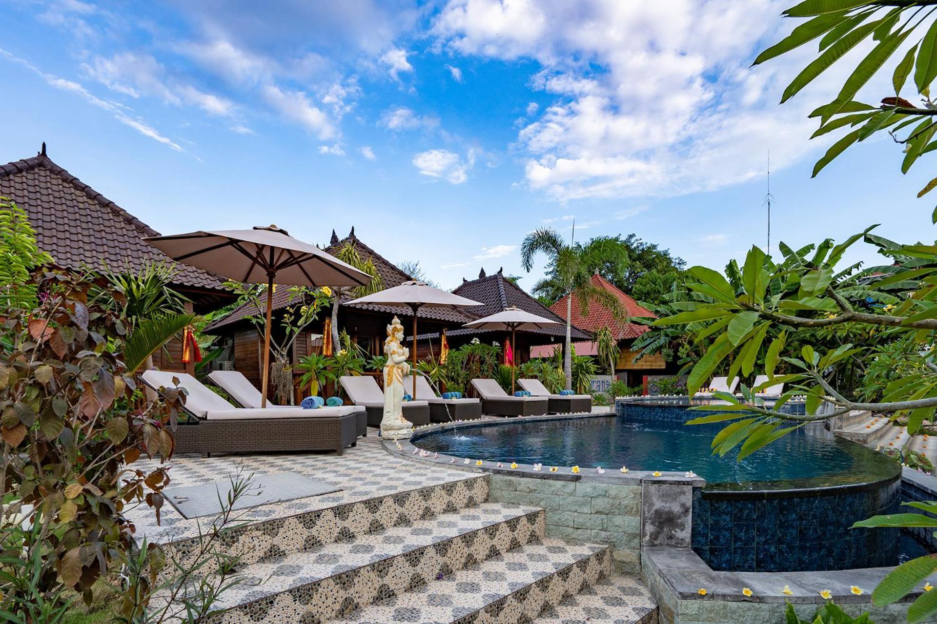Karang Mas Lembongan Hotel Exterior photo