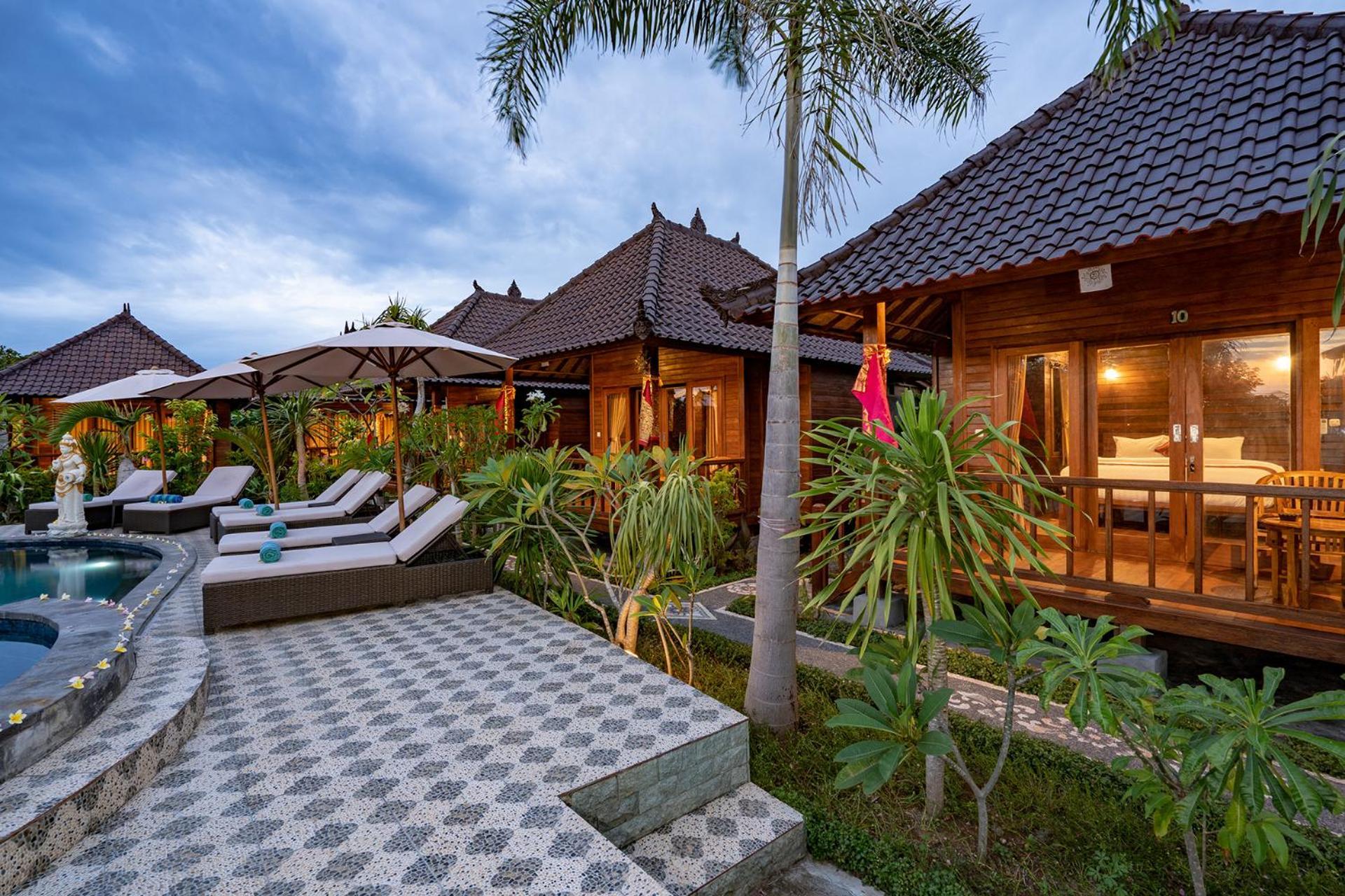 Karang Mas Lembongan Hotel Exterior photo