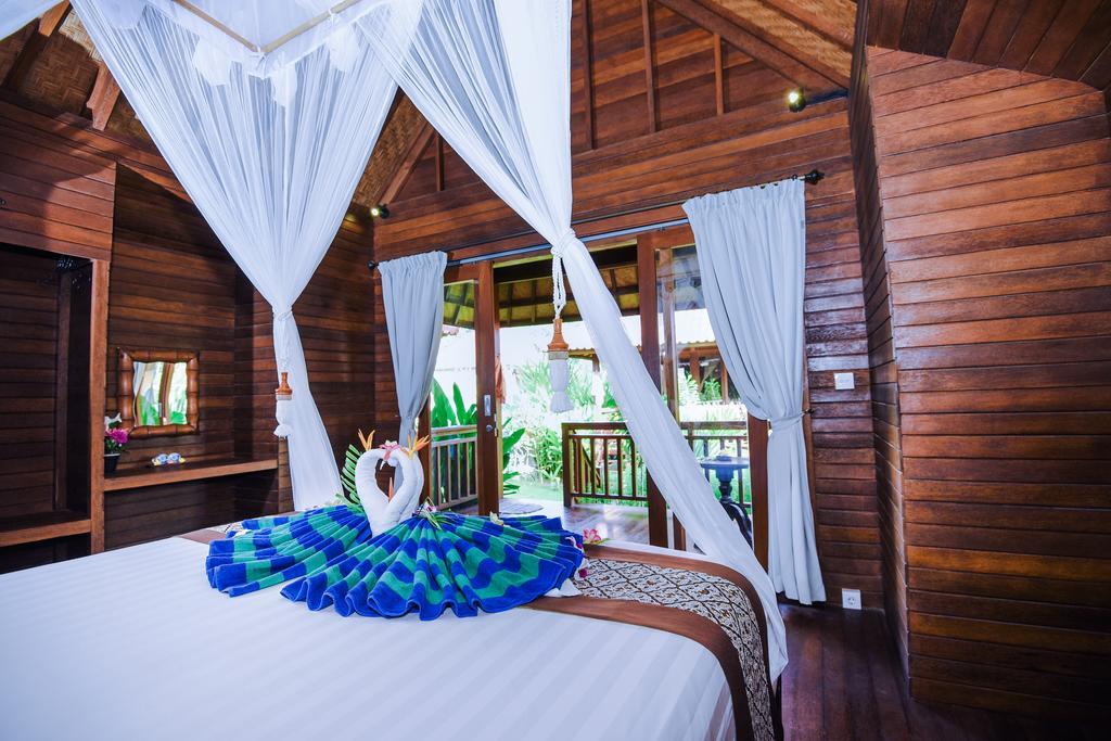 Karang Mas Lembongan Hotel Exterior photo